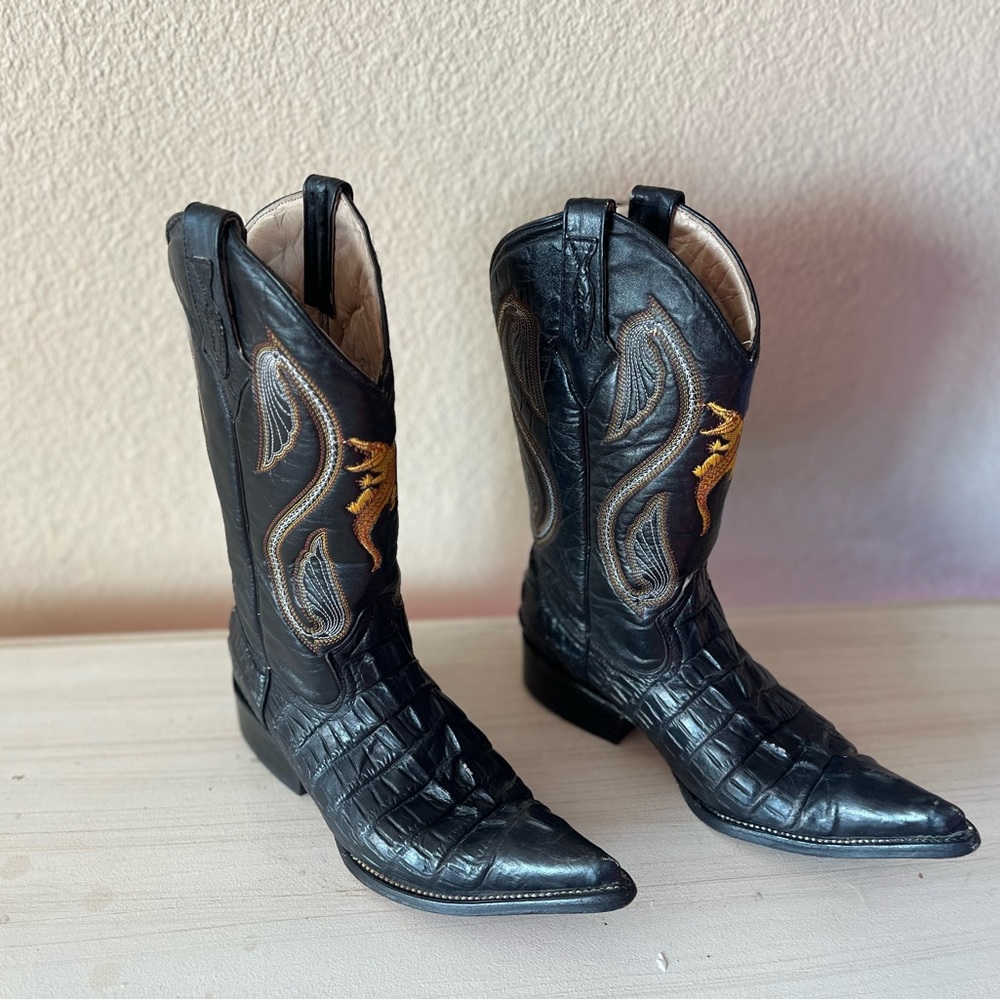 Vintage men’s cowboy boots